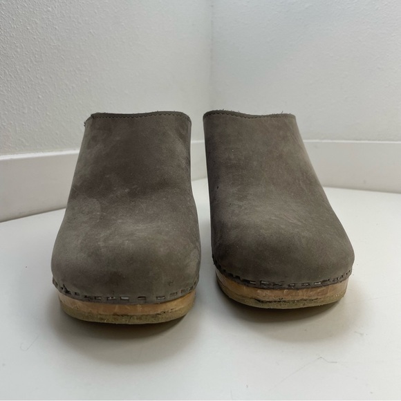 No.6 New School Clog on Wedge in Gray size 39EU Handmade in the U.S. - Picture 5 of 12